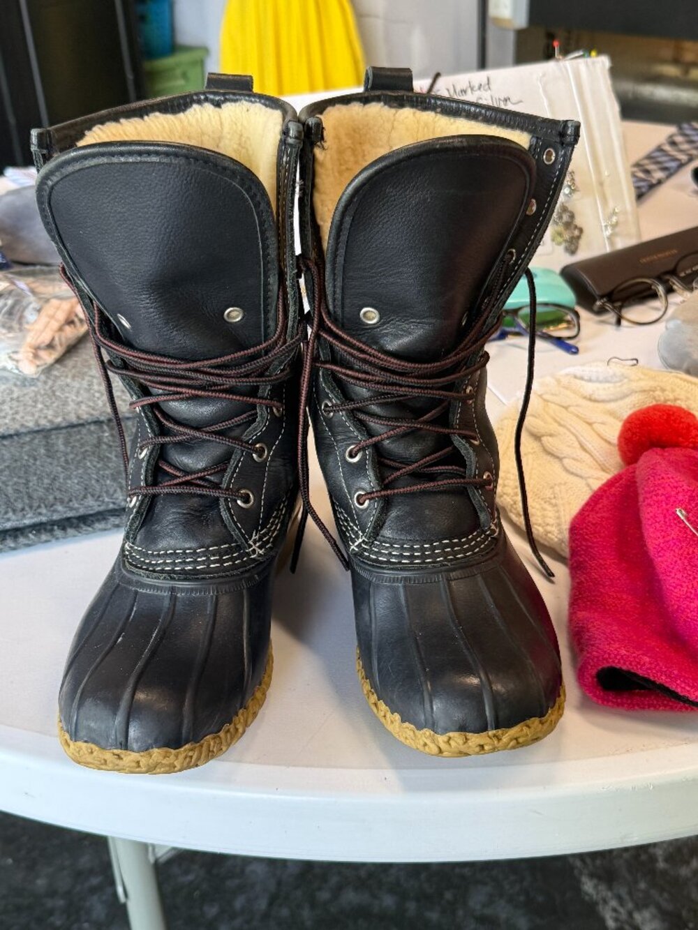 LL Bean Fully Shearling Lined Leather And Rubber Boots - Women’s 6